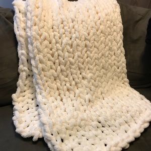 Chunky knit blanket